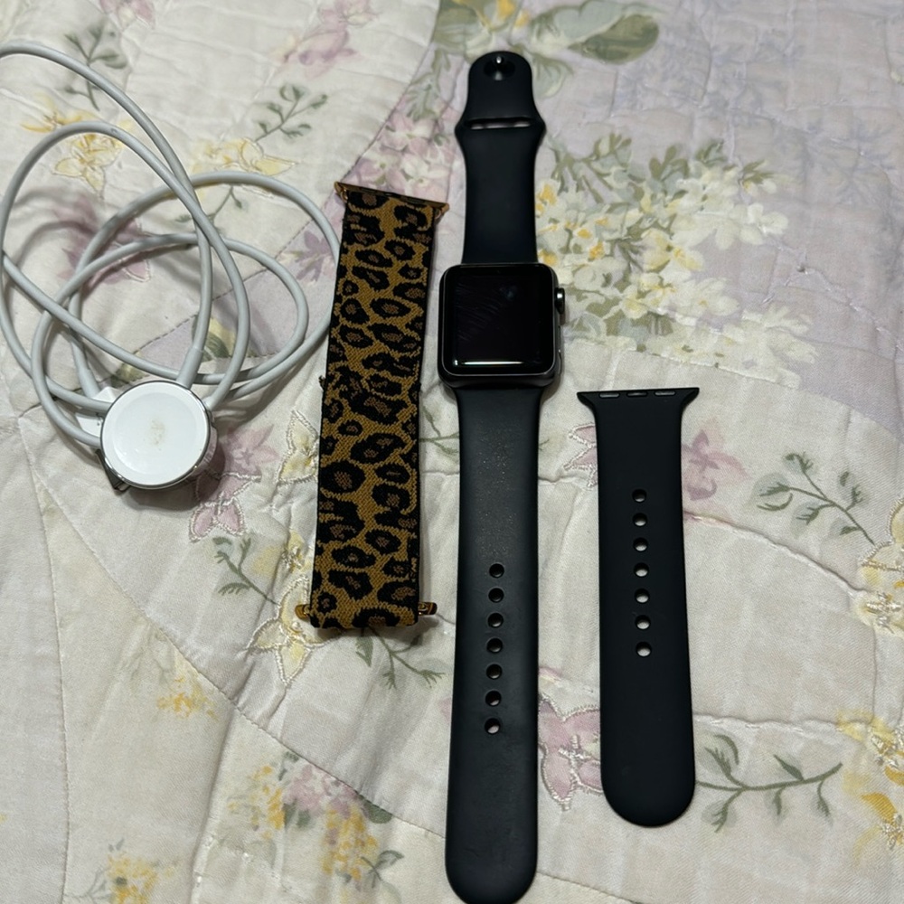 Apple Watch 7000 series with 38mm band